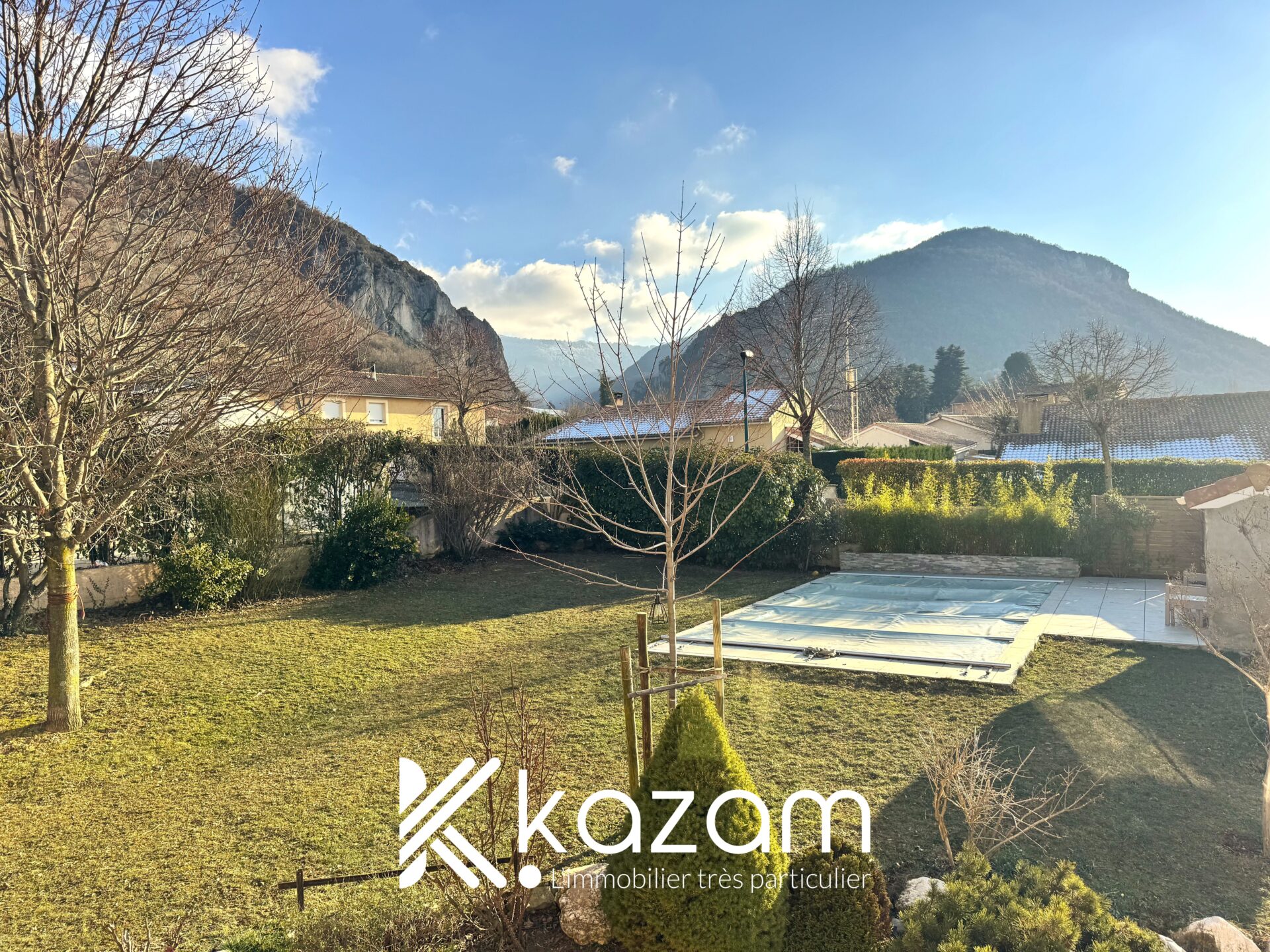 maison individuelle avec piscine à Barbières (26300)